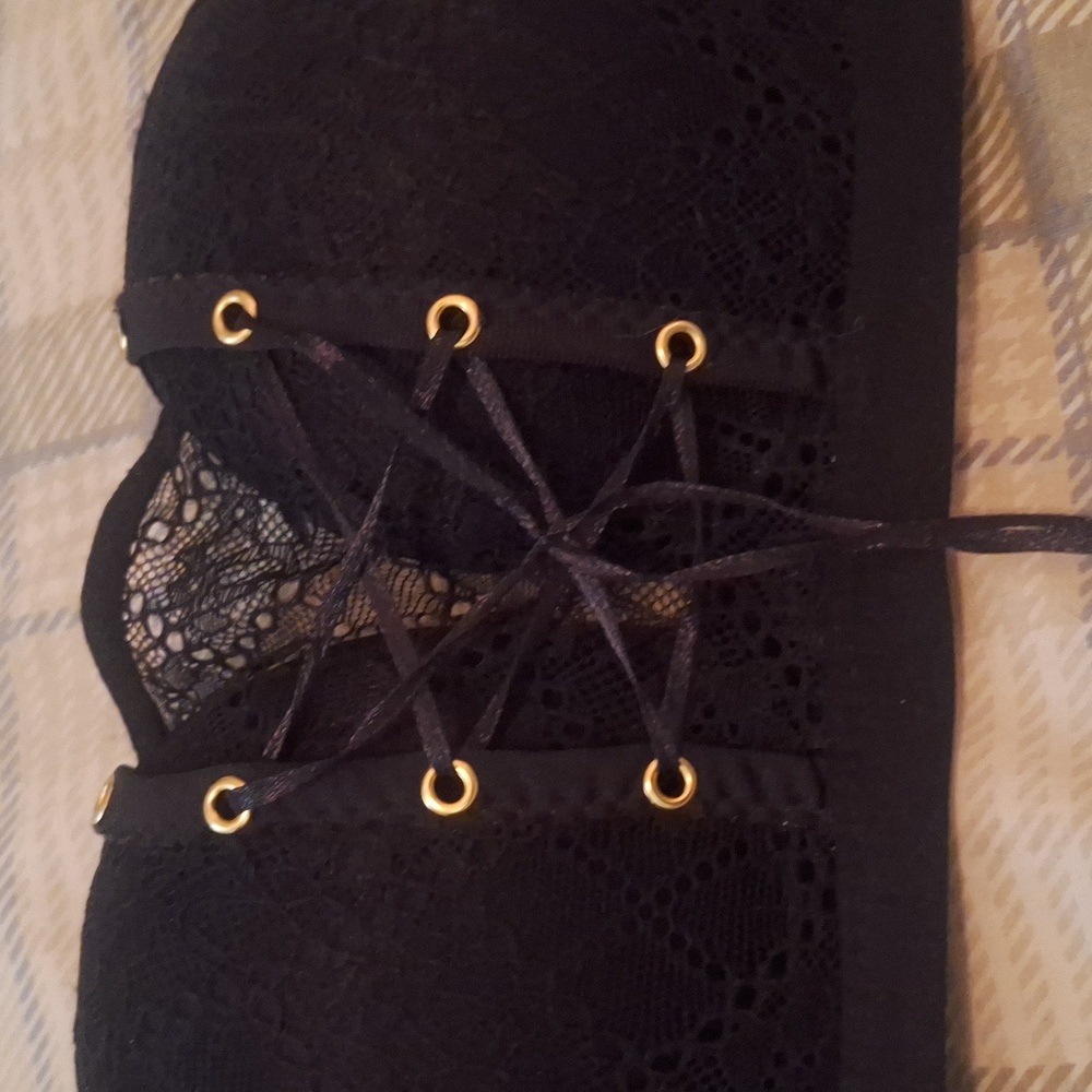 Bra, Strapless Black 36C - Picture 2 of 4